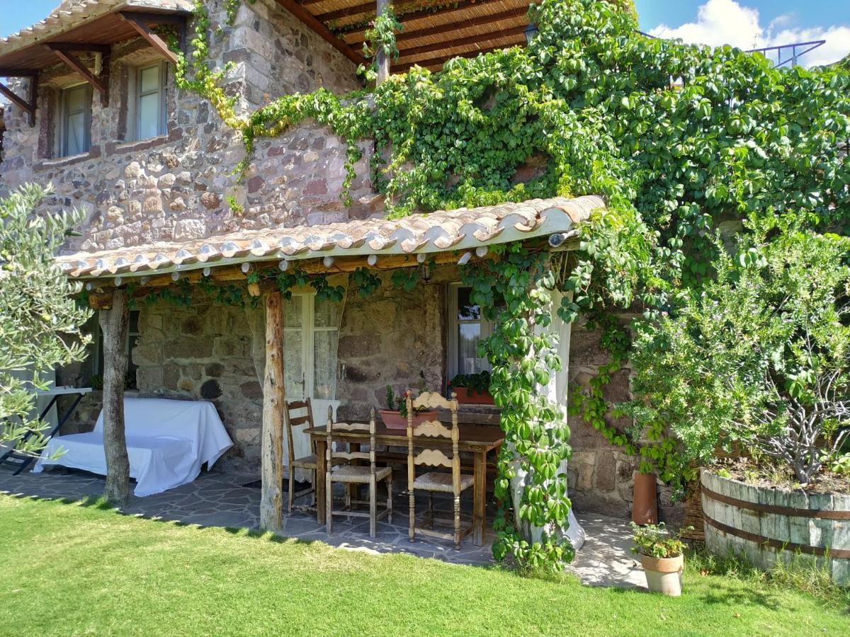 Domus Antiga Appartamenti San Giovanni Suergiu Bagian luar foto