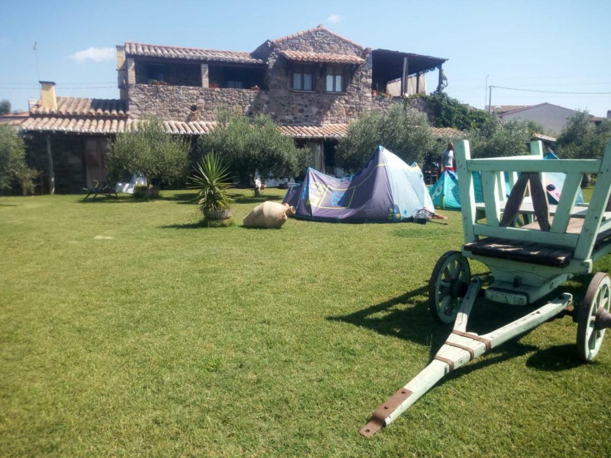 Domus Antiga Appartamenti San Giovanni Suergiu Bagian luar foto